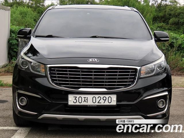 Kia Carnival 7-Sitzer Limousine President