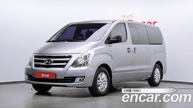 Hyundai Starex 5-Sitzer Van Modern