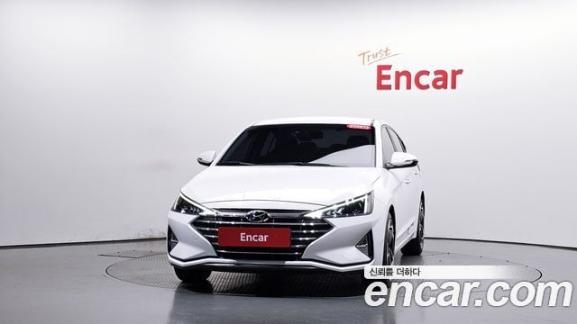 Hyundai Avante 1.6 Smart