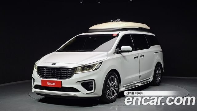 Kia Carnival Benzin 7-Sitzer Limousine President